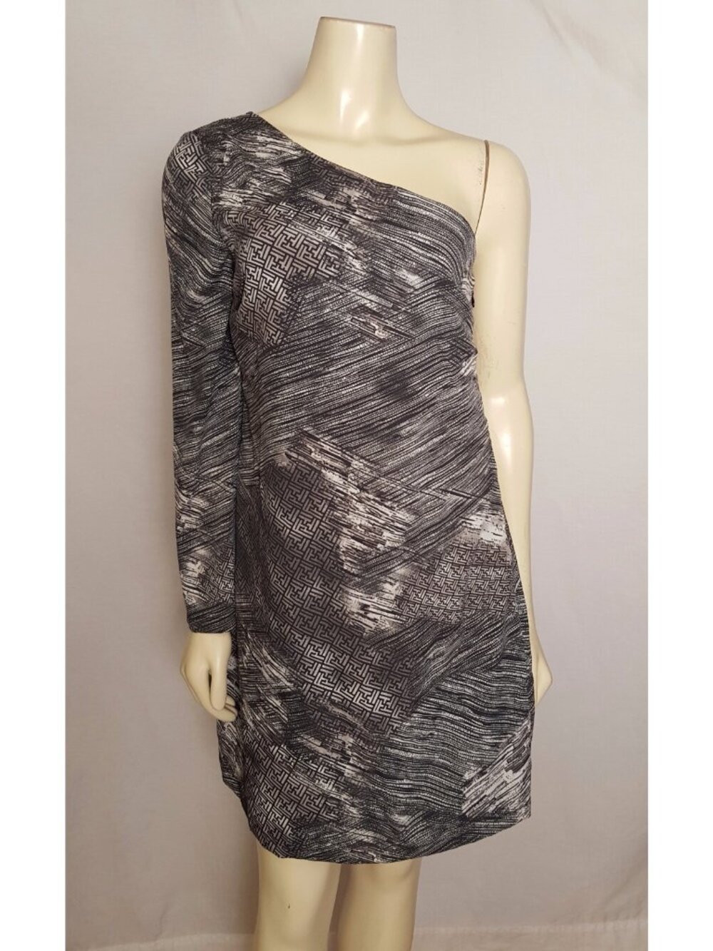 W118 by WALTER BAKER dark and light gray one shoulder mini dress size Small